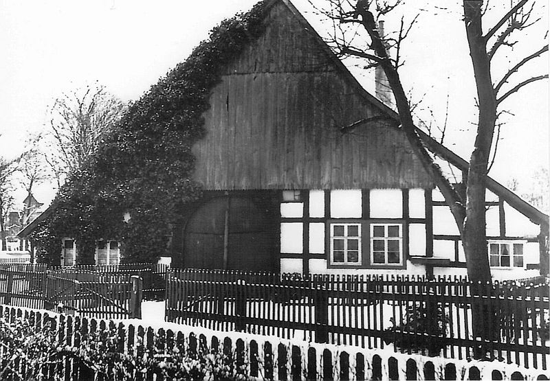 Haustenbeck Nr. 76, bis 1897 Nr. 11 (Biere, später Haase)
